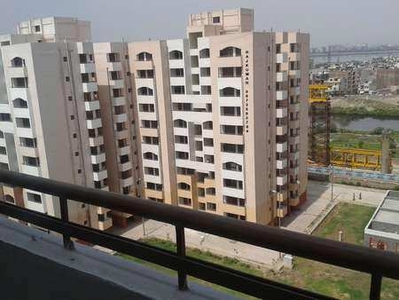 4 BHK Apartment 300 Sq. Meter for Sale in