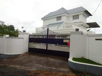 4 BHK House 4000 Sq.ft. for Sale in