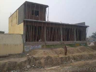 Commercial Shop 135 Sq. Yards for Sale in