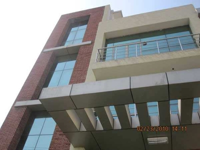 Office Space 8000 Sq.ft. for Rent in Block C Sector 58