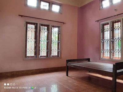 1 BHK (2 Big rooms) Flat available for Rent in Beltola