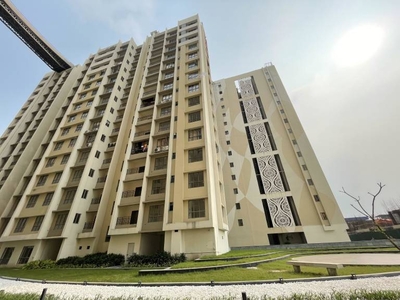 1036 sq ft 2 BHK 2T Apartment for sale at Rs 55.00 lacs in Siddha Suburbia 7th floor in Narendrapur, Kolkata