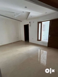 2 bhk available on rent with park facing