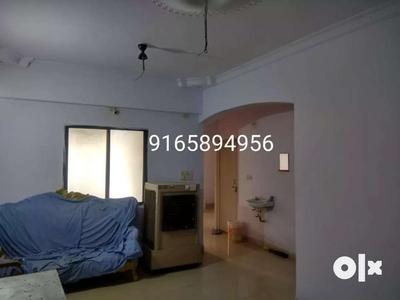 2 bhk corner flat is available for rent for students only