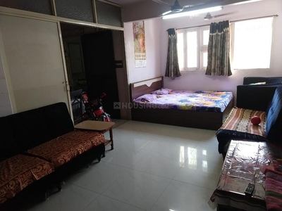 2 BHK Flat for rent in Ambawadi, Ahmedabad - 1050 Sqft