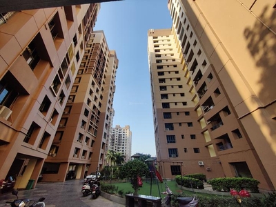 3 BHK Flat for rent in Tangra, Kolkata - 1551 Sqft