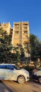 4 BHK Flat for rent in Bodakdev, Ahmedabad - 3500 Sqft