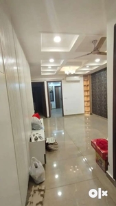 4 bhk semi furnished flat in dwarka morh