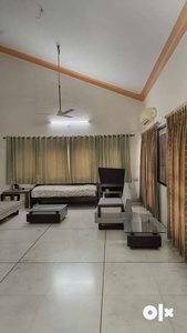 5 bhk duplex penthouse for rent in pratapganj