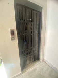 750 sq ft 2 BHK 2T Completed property Apartment for sale at Rs 25.00 lacs in Chandan Sarkar Apartment in Mukundapur, Kolkata