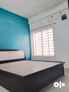 COVERD CAMPUS 2BHK FURNISHED FLAT FOR RENT