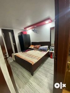 Dhruv gohri 1bhk floor available for rent in 20k