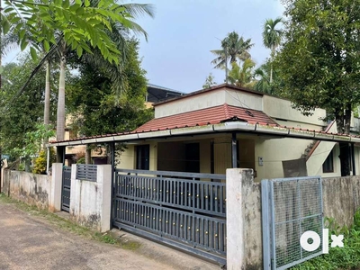 House for rent at Aluva - Netaji Road