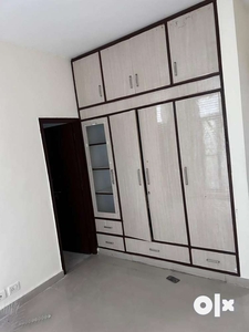 Independent 2 bhk for rent in Rail viahr on vip road Zirakpur.