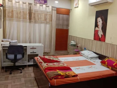 Very nice well furnished room in the