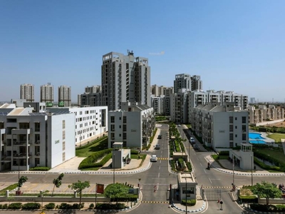 1500 sq ft 5 BHK 1T Apartment for rent in Vatika India Next at Sector 82, Gurgaon by Agent Makaan