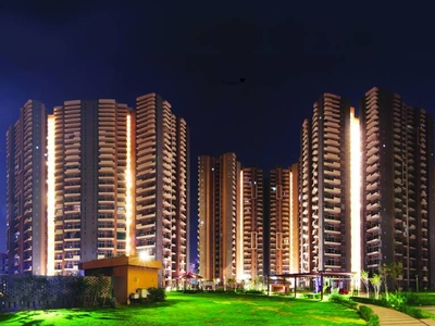 1670 sq ft 3 BHK Completed property Apartment for sale at Rs 98.20 lacs in RG Residency in Sector 120, Noida