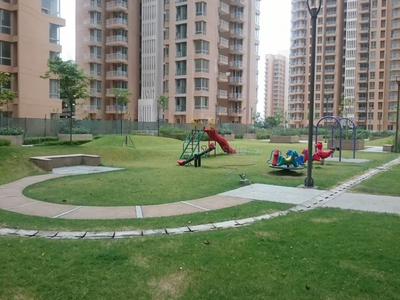 2575 sq ft 4 BHK 4T SouthEast facing Completed property Apartment for sale at Rs 3.00 crore in Pioneer Park PH 1 in Sector 61, Gurgaon