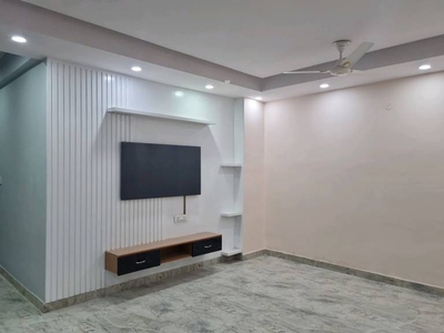 1170 sq ft 4 BHK 3T Apartment for sale at Rs 95.00 lacs in Project in Mahavir Enclave, Delhi