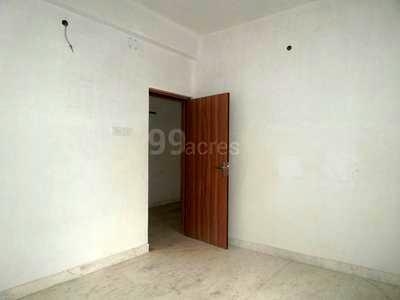 2 BHK Flat / Apartment For SALE 5 mins from Golf Green