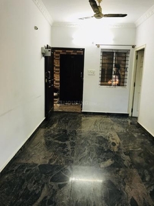 2 BHK Flat for rent in Indira Nagar, Bangalore - 900 Sqft