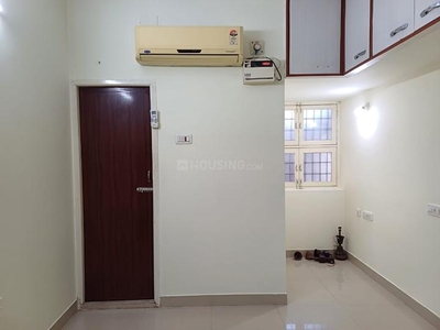 2 BHK Flat for rent in Ramapuram, Chennai - 960 Sqft