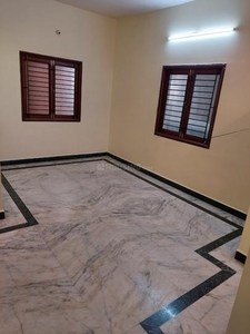 2 BHK Flat for rent in Virugambakkam, Chennai - 750 Sqft