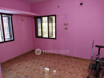 2 BHK Flat In Maligai Quaters, 18th,west Cross Street for Rent In Mahakavi Bharathi Nagar