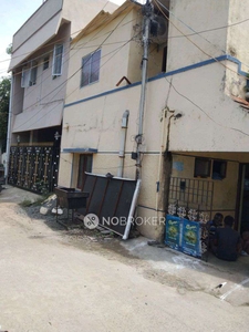 2 BHK House for Rent In 100 Feet Road, Tharamani