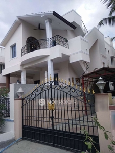 2 BHK House for Rent In Madipakkam