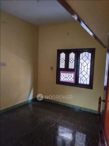 2 BHK House for Rent In Mudichur