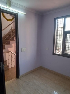 2 BHK Independent Floor for rent in Preet Vihar, New Delhi - 900 Sqft