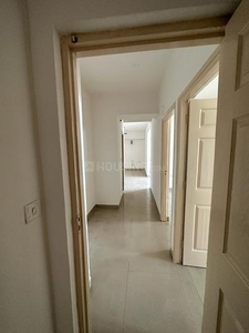 4 BHK Flat for rent in Sector 70, Noida - 2425 Sqft