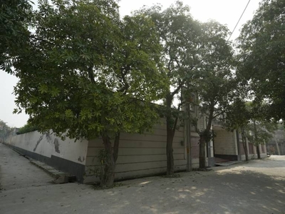 450 sq ft North facing Plot for sale at Rs 32.00 lacs in Project in Mukundpur, Delhi