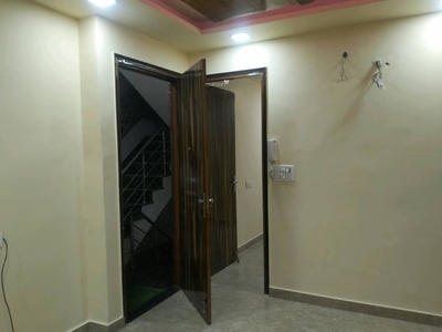 685 sq ft 2 BHK 2T BuilderFloor for sale at Rs 65.00 lacs in Project in Shastri Nagar, Delhi