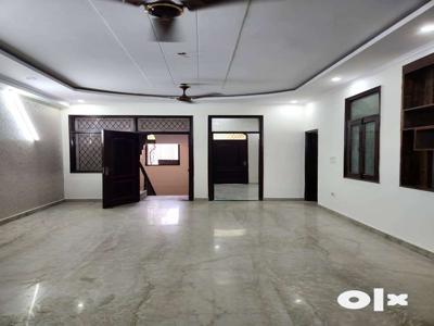3 Bed Front side with Car Parking in indirapuram