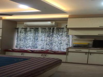 3 BHK Flat for rent in Tangra, Kolkata - 1100 Sqft