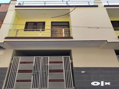 40 Gaj villa dubble story near by road affordable price