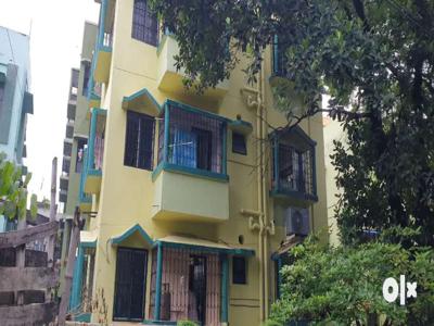 House sale for multiple use at Tollygunge area