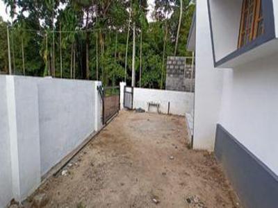 2 bhk builtup area 650 sq.ft & plot area 3 cents for 22 l house villa in aluva, ernakulam posted by bhoomika properties - ip6838432 - sku 1