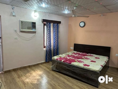 1 room fully furnished for rent in kirti nagar