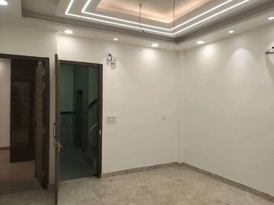 1100 sq ft 3 BHK 2T Completed property BuilderFloor for sale at Rs 1.35 crore in Project in Shastri Nagar, Delhi