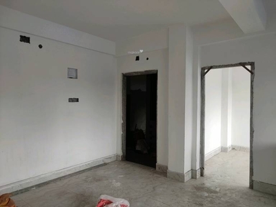 1150 sq ft 3 BHK 2T NorthEast facing Completed property Apartment for sale at Rs 52.90 lacs in Project in south dum dum, Kolkata