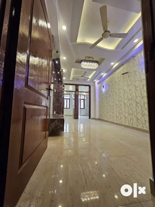 3bhk sami furnished flat for rent in Indirapuram