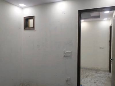 500 sq ft 2 BHK 2T BuilderFloor for sale at Rs 34.00 lacs in Project in Shastri Nagar, Delhi
