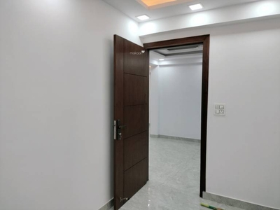 560 sq ft 2 BHK 2T North facing Completed property Apartment for sale at Rs 32.00 lacs in Project in Dwarka Mor, Delhi