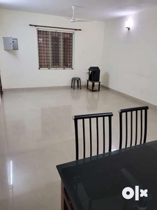 Eroor Near Pottayil Temple School 2 Bedroom 1st Floor Apartment Sale