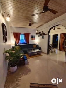 On rent Fully furnished 2 BHK valley view apartment