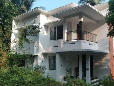 Pullaloor 12 Cent 4 Bed House