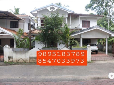 Villa near Kottayam collectorate 4 BHK 2500 sq feet 6 cents